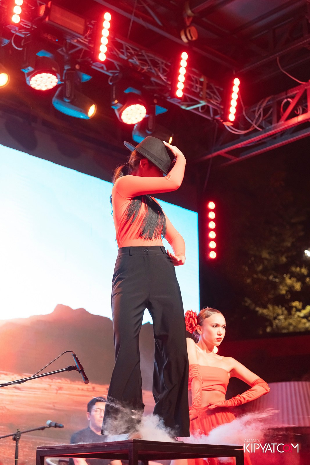 QUEEN. КИПЯТКОМ АЛМАТЫ!