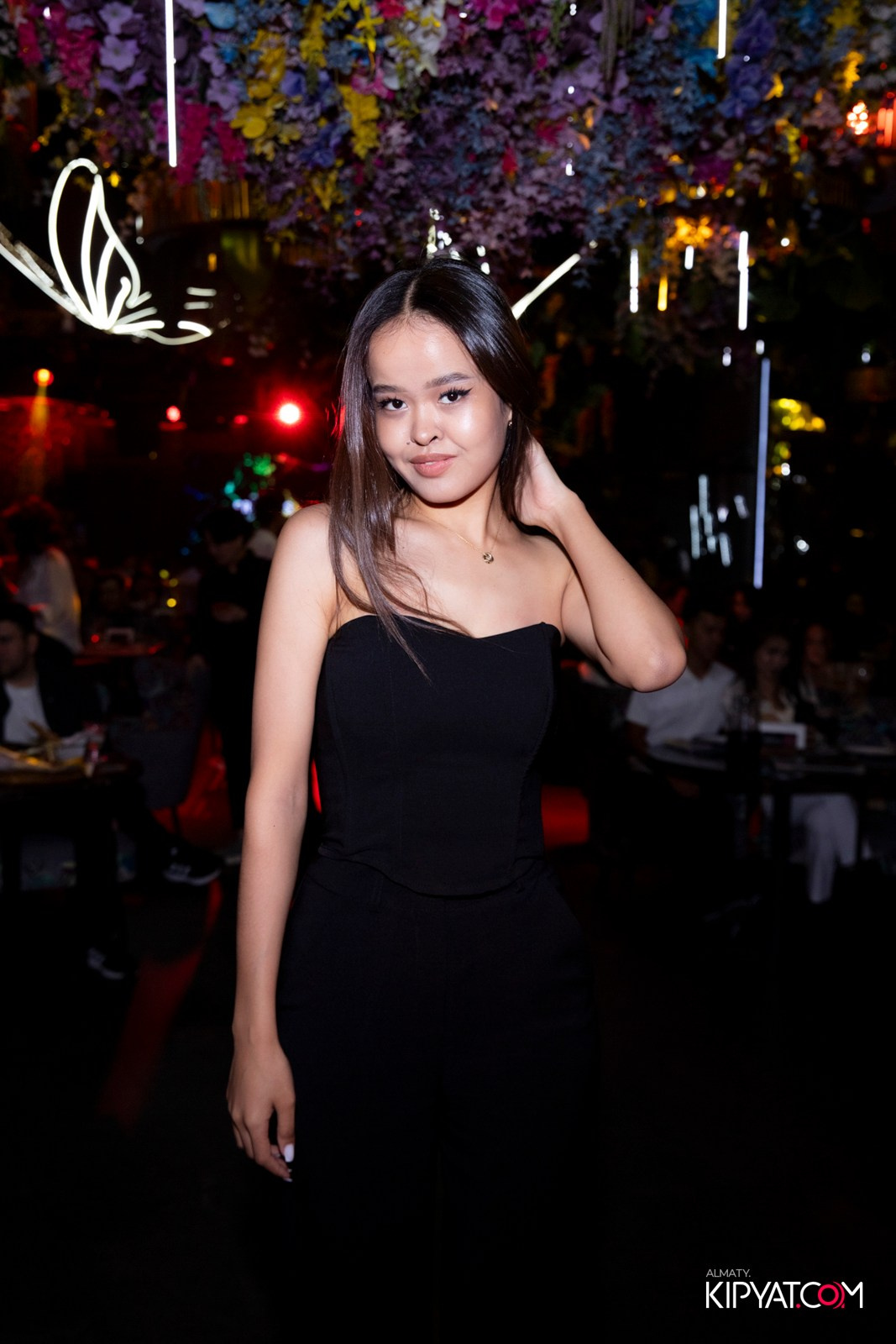 FRIENDS BAR & TERRACE. КИПЯТКОМ АЛМАТЫ! Фотосъемка мероприятий в Алматы