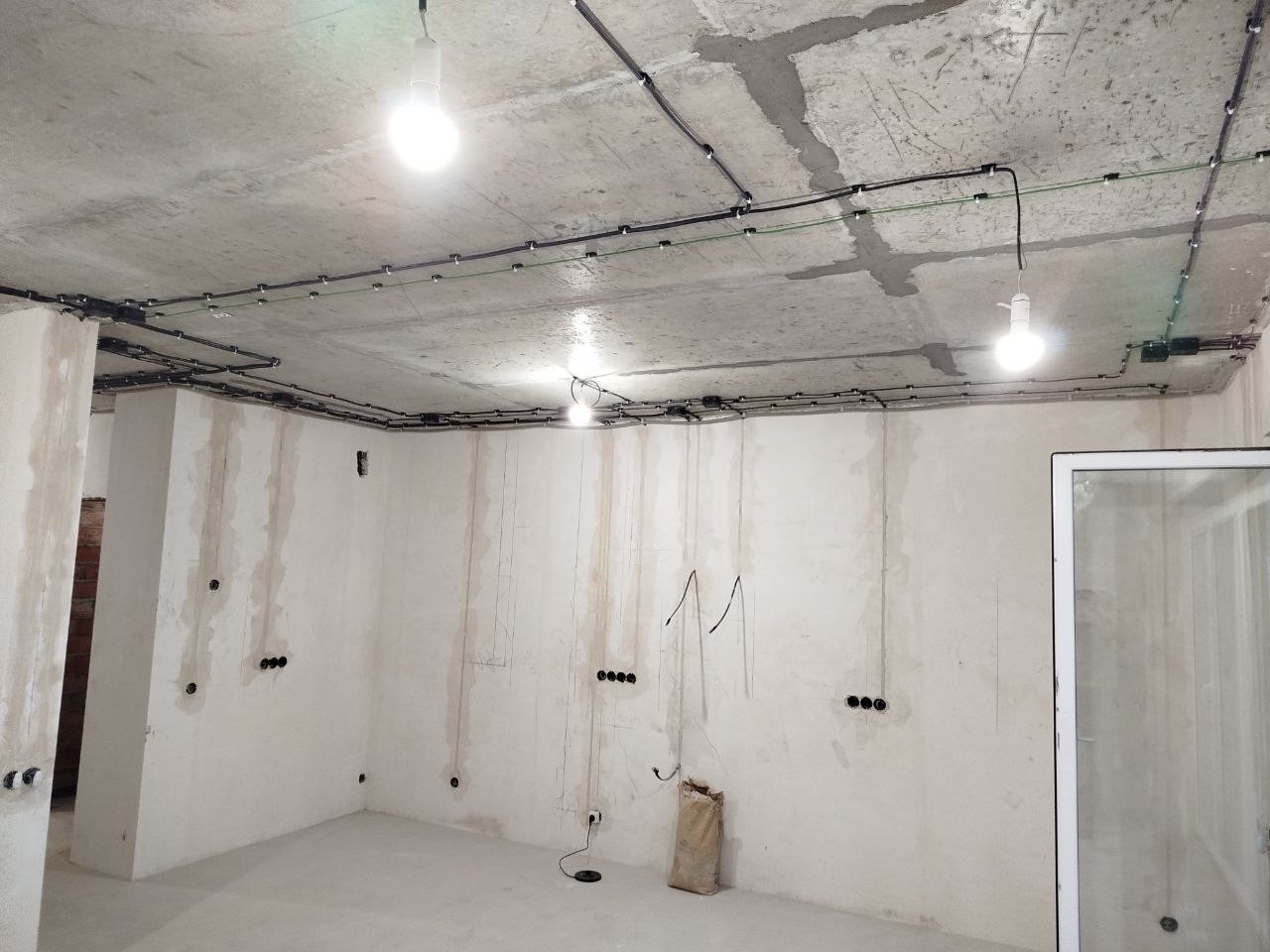 Парк-рояль. Электрик 58