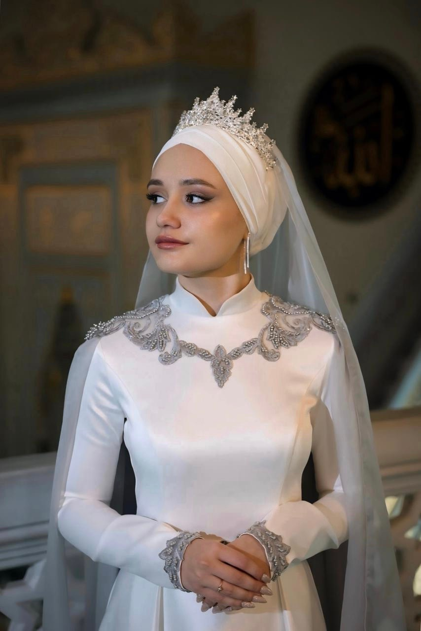 Свадебный образ макияж для невест Москве. СВАДЕБНЫЙ ВИЗАЖИСТ-СТИЛИСТ В МОСКВЕ ПРИЧЕСКИ МАКИЯЖ БРОВИ ВЫЕЗД