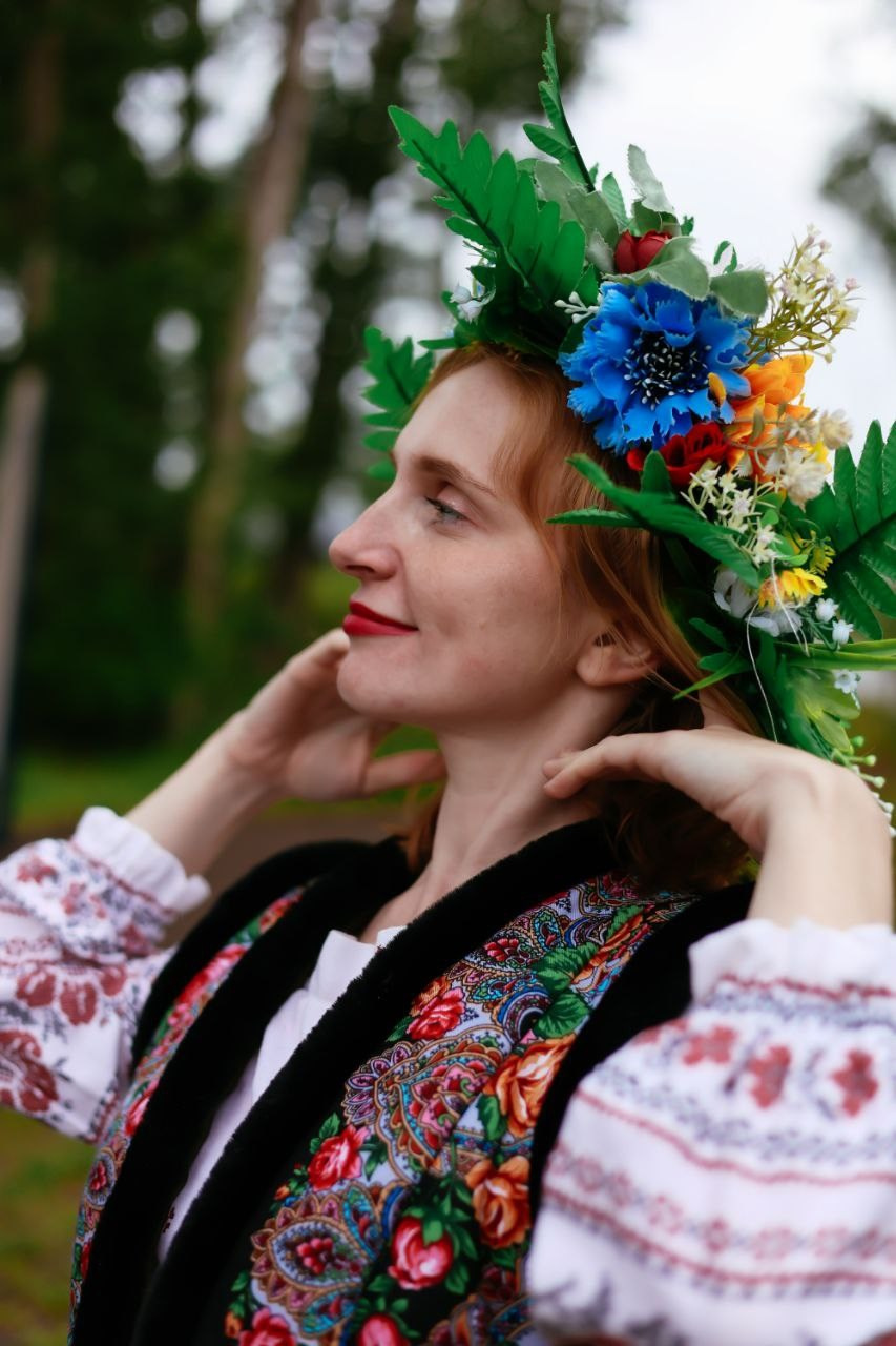 ТЫ КОРОЛЕВА. Фотограф Красноярск съемки лавстори, фотосессия в студии, портретная съемка, творческие фотосессии