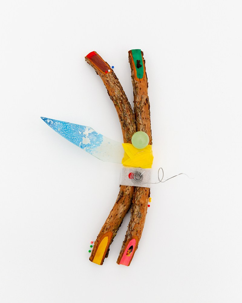 Острые предметы. Фотографии Саши Любина