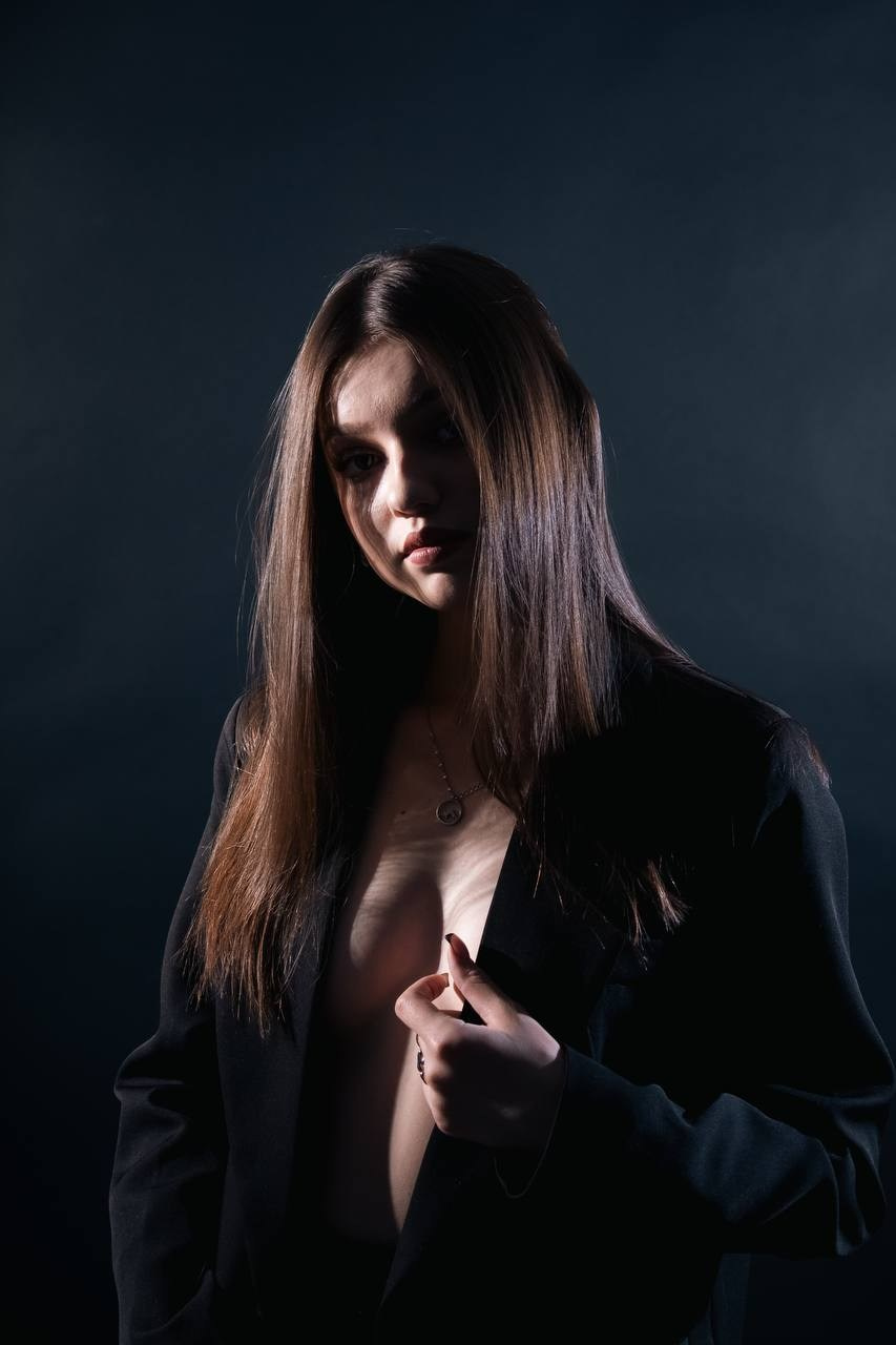 Портретная съемка — Диана. Портретный фотограф в Орле. Готовые фото за 3 дня! Помощь в позировании. Советы по организации