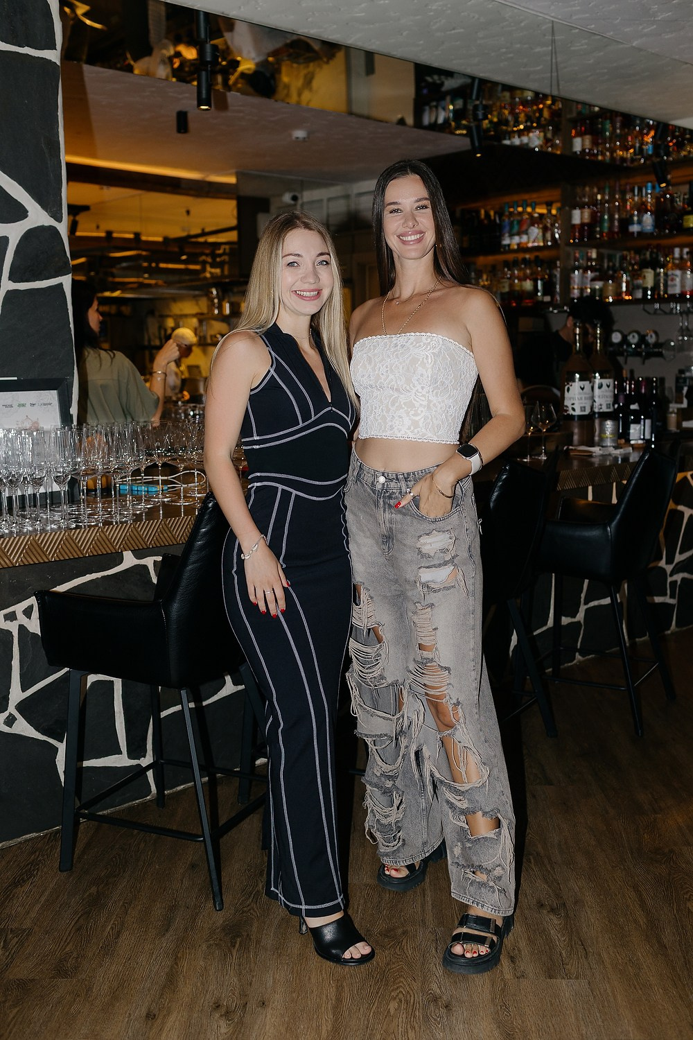 Ужин в CoCo Chalet. RetroChic Фото