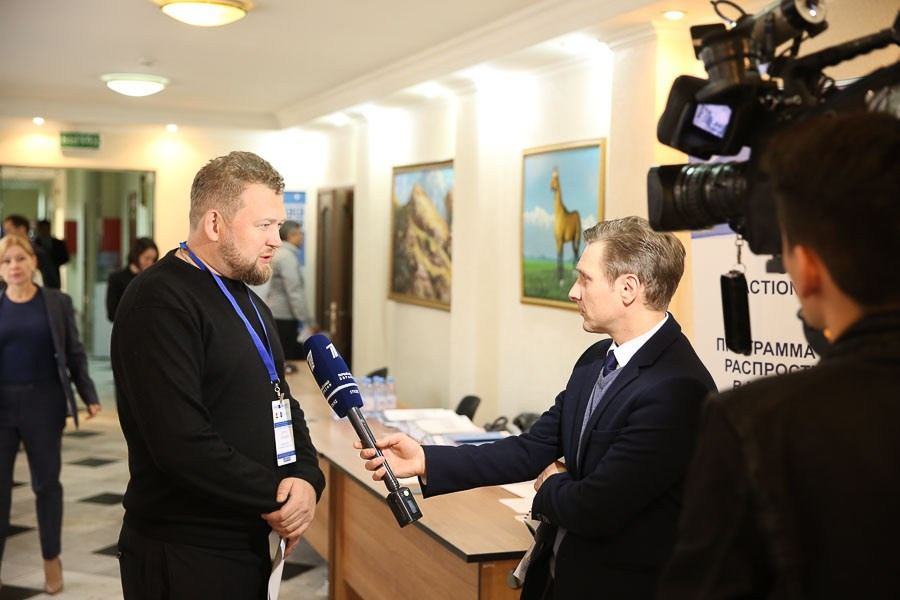 Конференции, семинары, корпоративные мероприятия. Фотостудия Алматы. Фотосъемка Алматы. Фотосессия Алматы. Фотокурсы. Обучение фотографии. Аренда студии