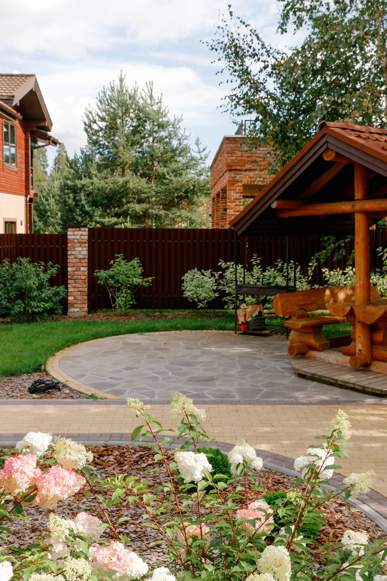 Загородный дом. Ландшафтный дизайн. Репортажный фотограф в Санкт-Петербурге Жолудев Владислав