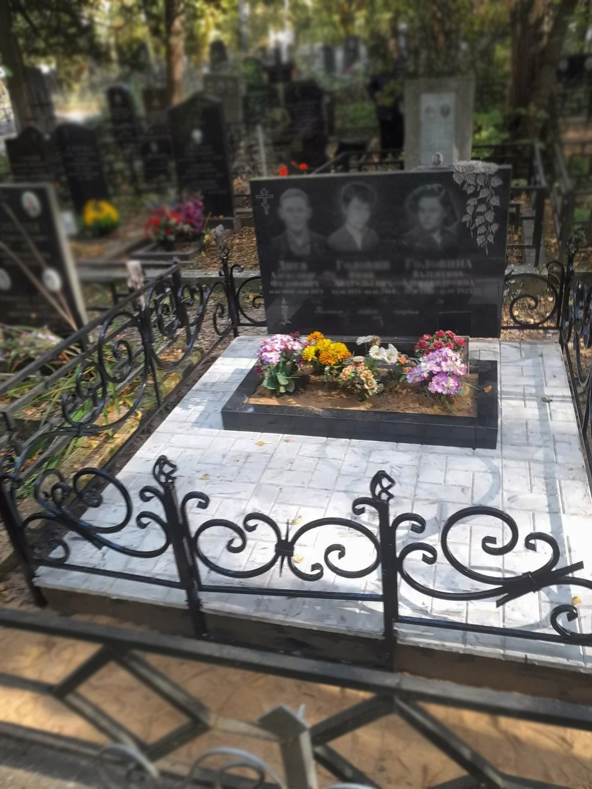 Наши работы. Памятники в Москве и Московской области