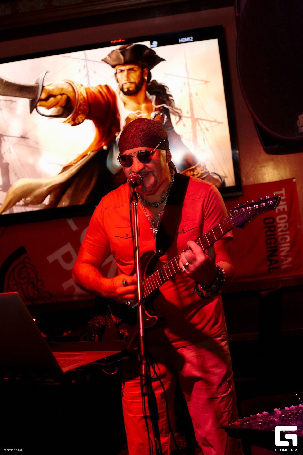 Пиратская вечеринка в ресторане FULLER’S. Виктория Ларина — Портретный профессиональный фотограф в Иркутске