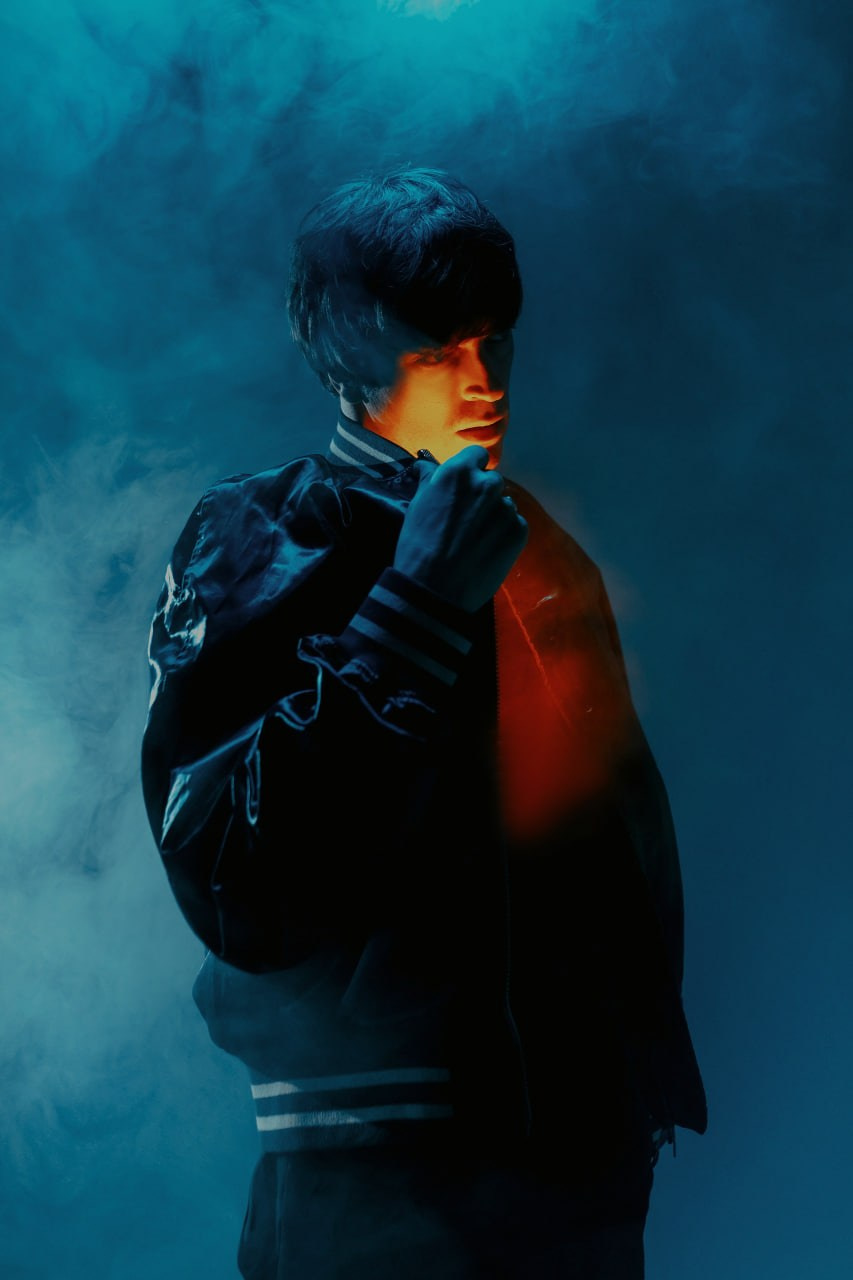 Арсений Попов. Фотограф Лосев Артём