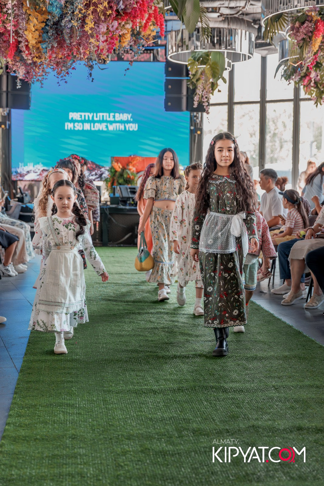 PROM KIDS FASHION SHOW. КИПЯТКОМ АЛМАТЫ!