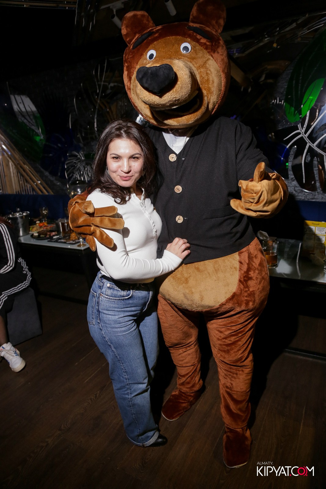 УХО И МЕДВЕДЬ НА ГАГАРИНА. КИПЯТКОМ АЛМАТЫ!