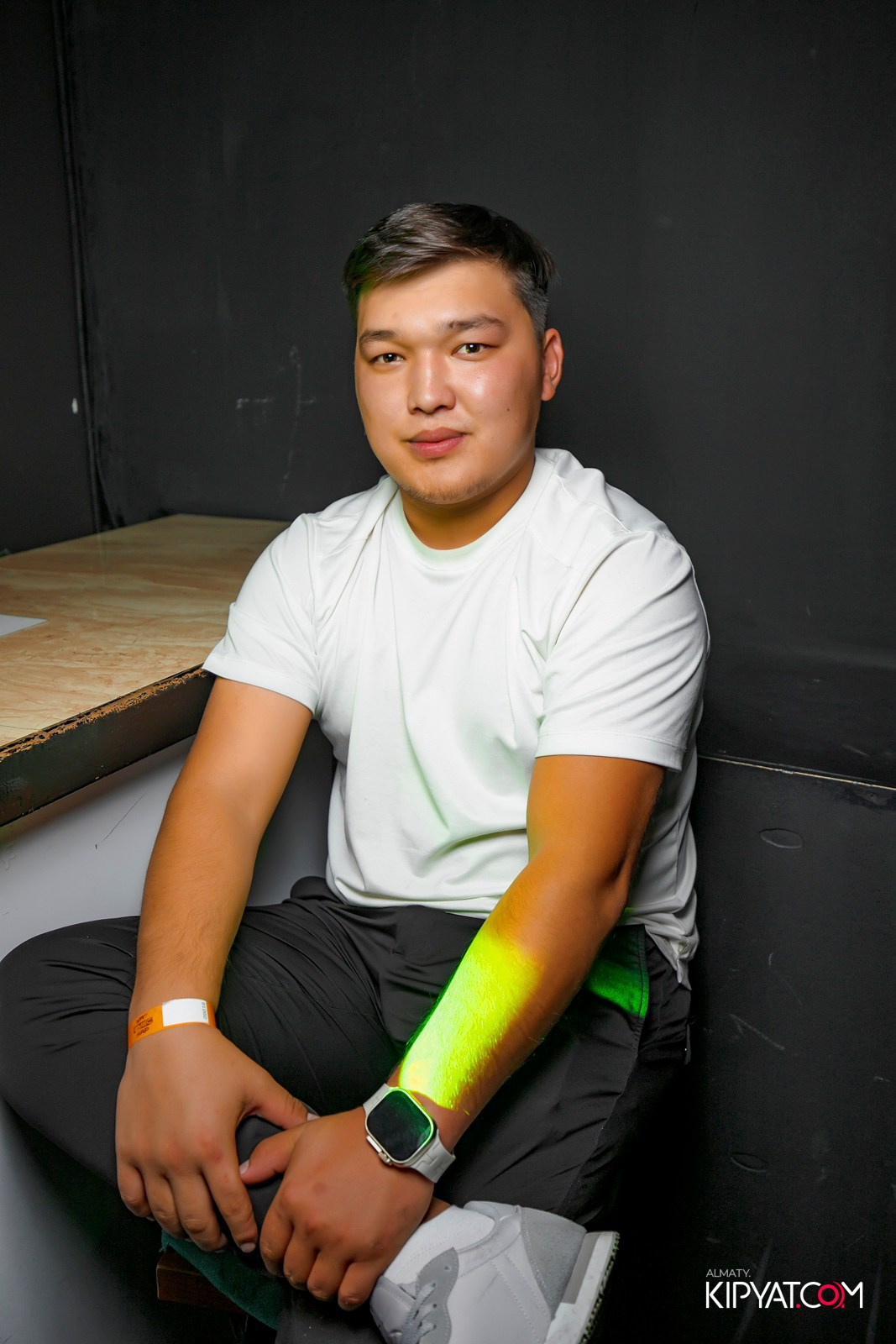 UYAT EMES BAR. КИПЯТКОМ АЛМАТЫ!