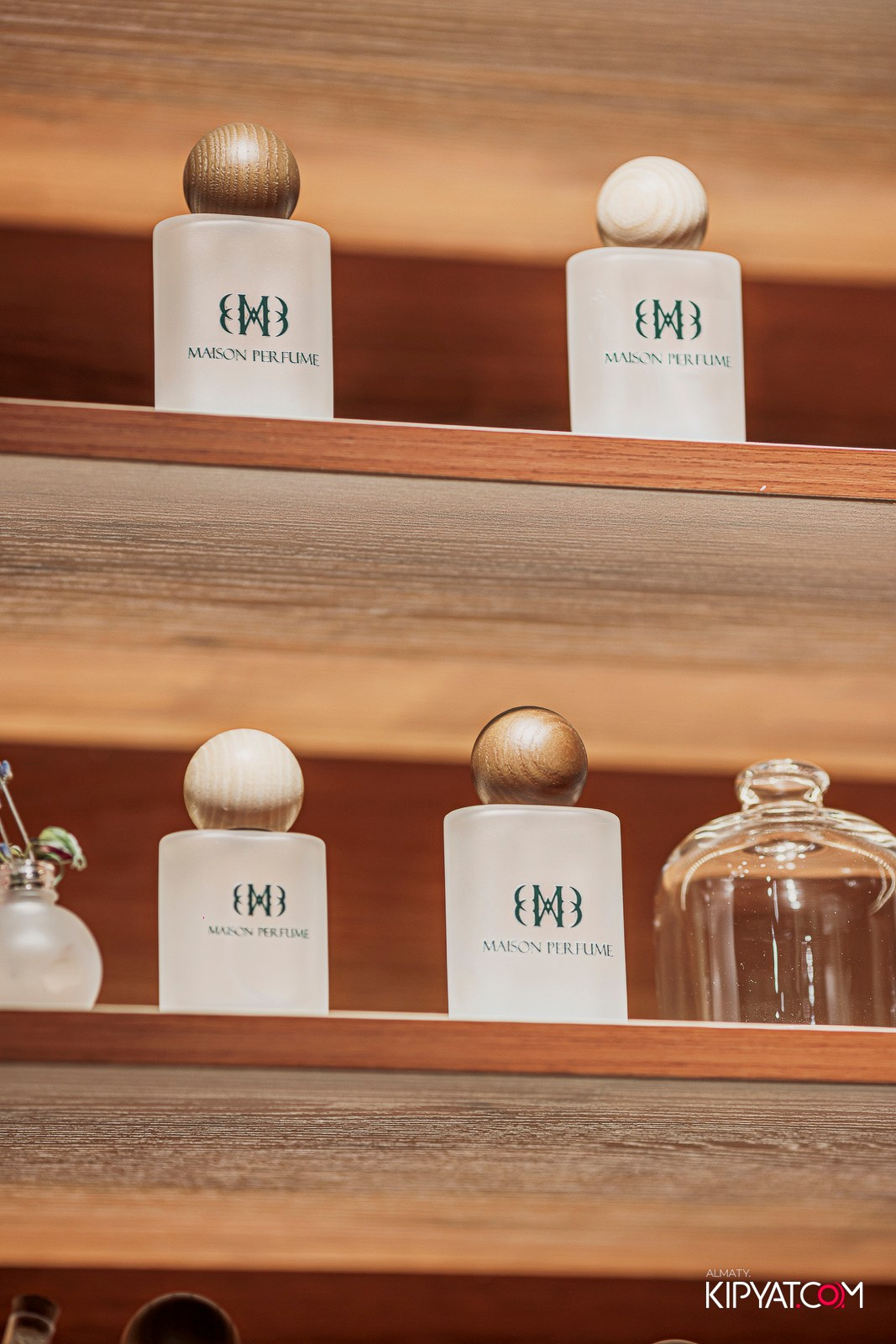 ОТКРЫТИЕ ПАРФЮМЕРНОГО ДОМА MAISON PERFUME. КИПЯТКОМ АЛМАТЫ!