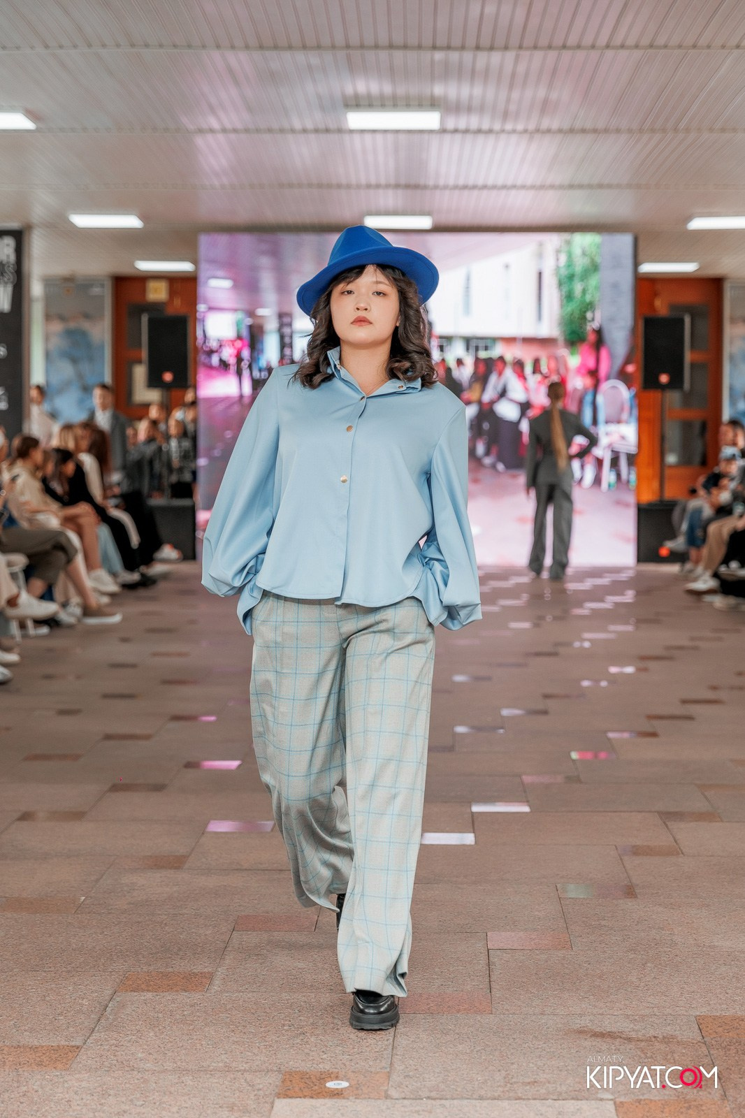 JUNIOR FASHION SHOW. КИПЯТКОМ АЛМАТЫ!