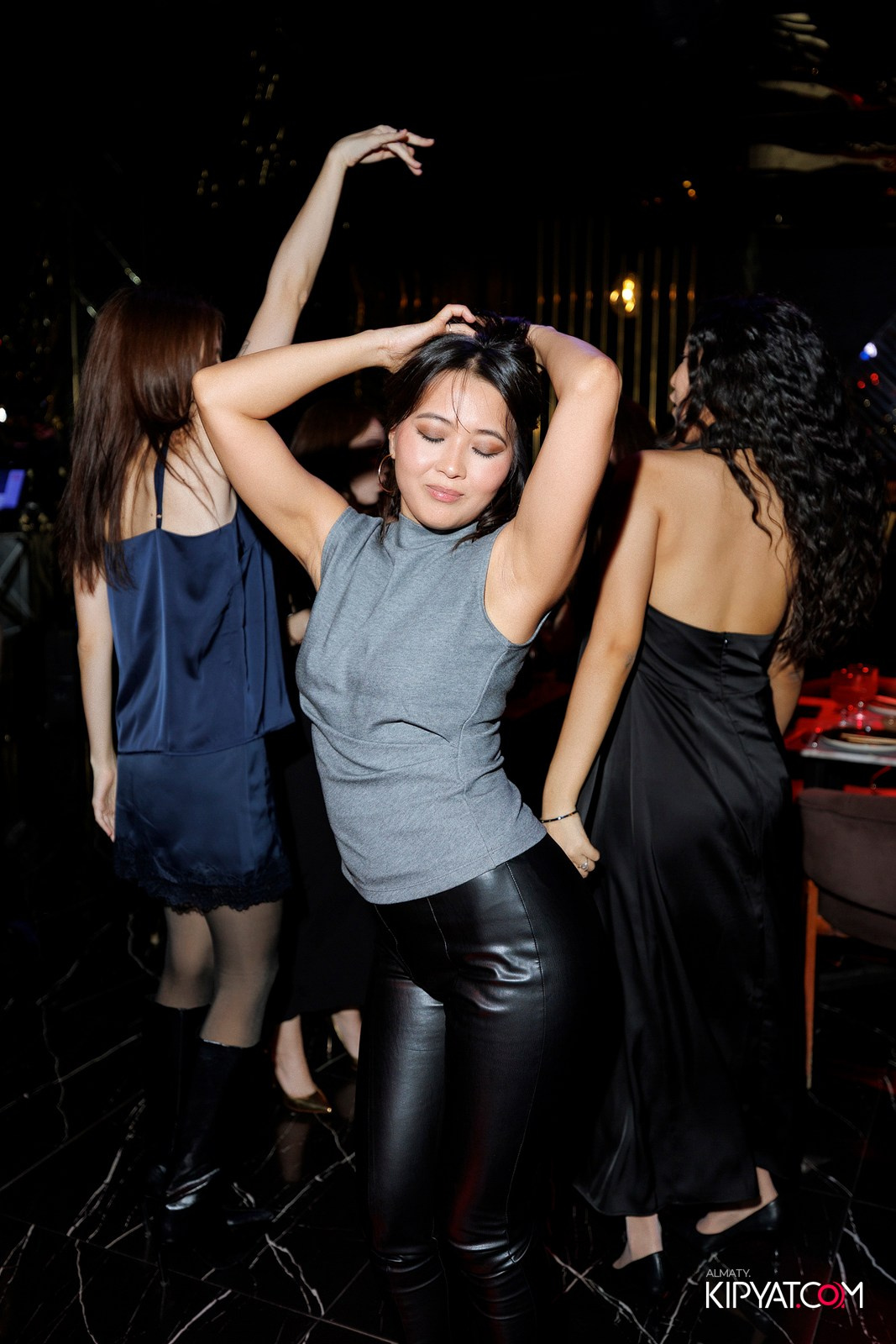 MOOD KARAOKE & TERRACE. КИПЯТКОМ АЛМАТЫ! Фотосъемка мероприятий в Алматы