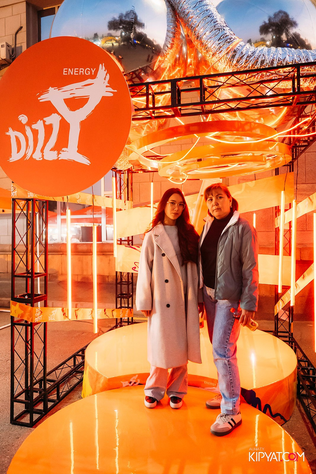 КОНЦЕРТ МИРАСА ЖУГУНУСОВА НА ЦЕНТРАЛЬНОМ СТАДИОНЕ. КИПЯТКОМ АЛМАТЫ!