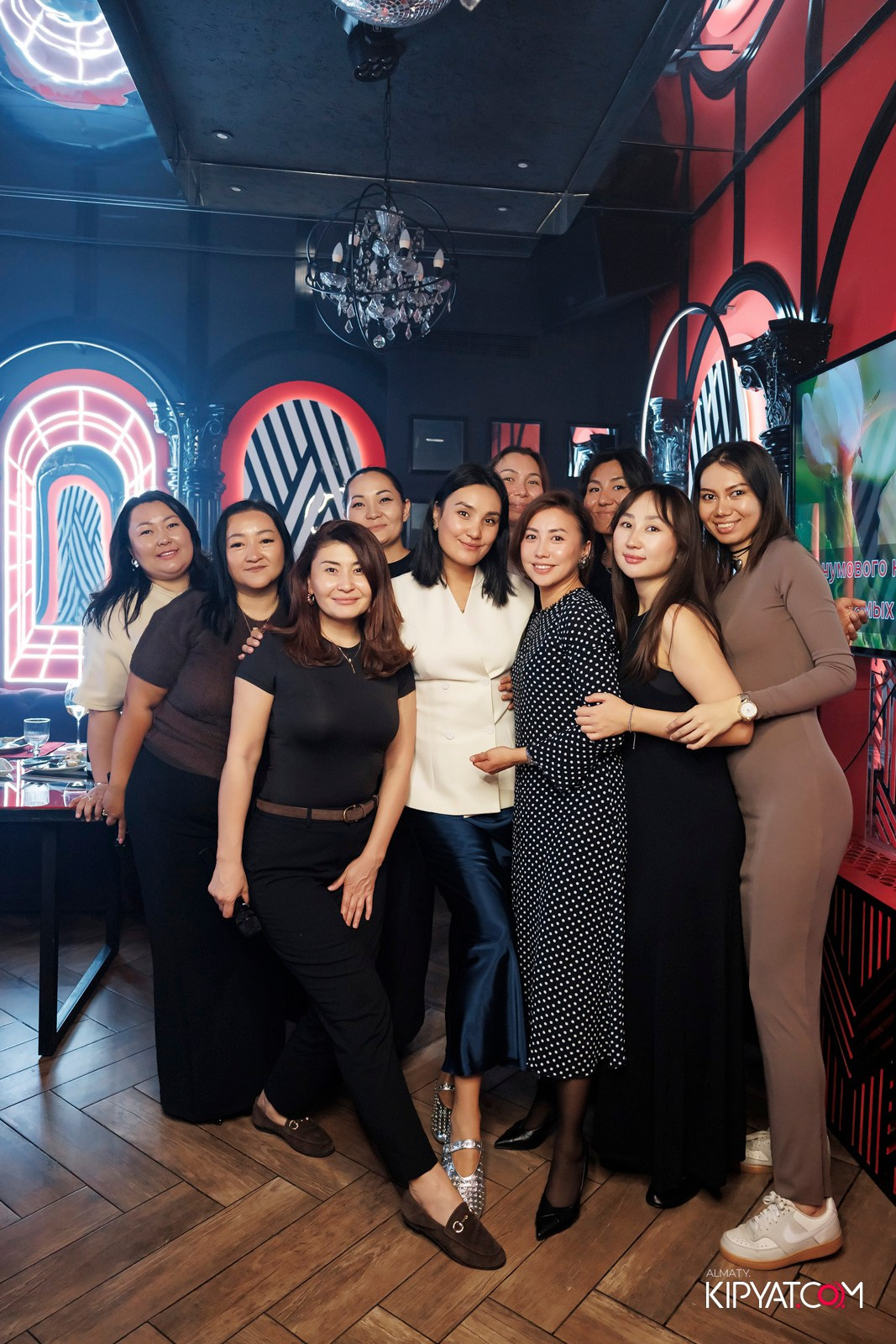 ЗАЯ, НА БИС. КИПЯТКОМ АЛМАТЫ! Фотосъемка мероприятий в Алматы