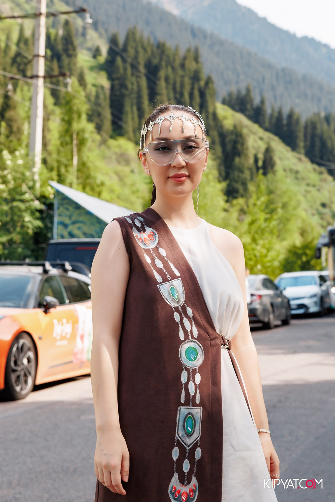 KANG REN TANG. КИПЯТКОМ АЛМАТЫ!