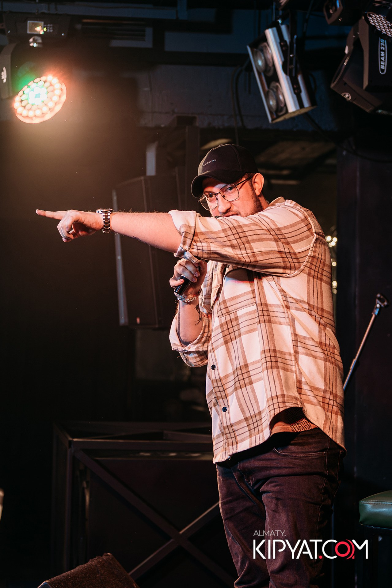 СОЛЬНЫЙ STAND UP КОНЦЕРТ АЛЕКСАНДРА МЕРКУЛЯ. КИПЯТКОМ АЛМАТЫ!