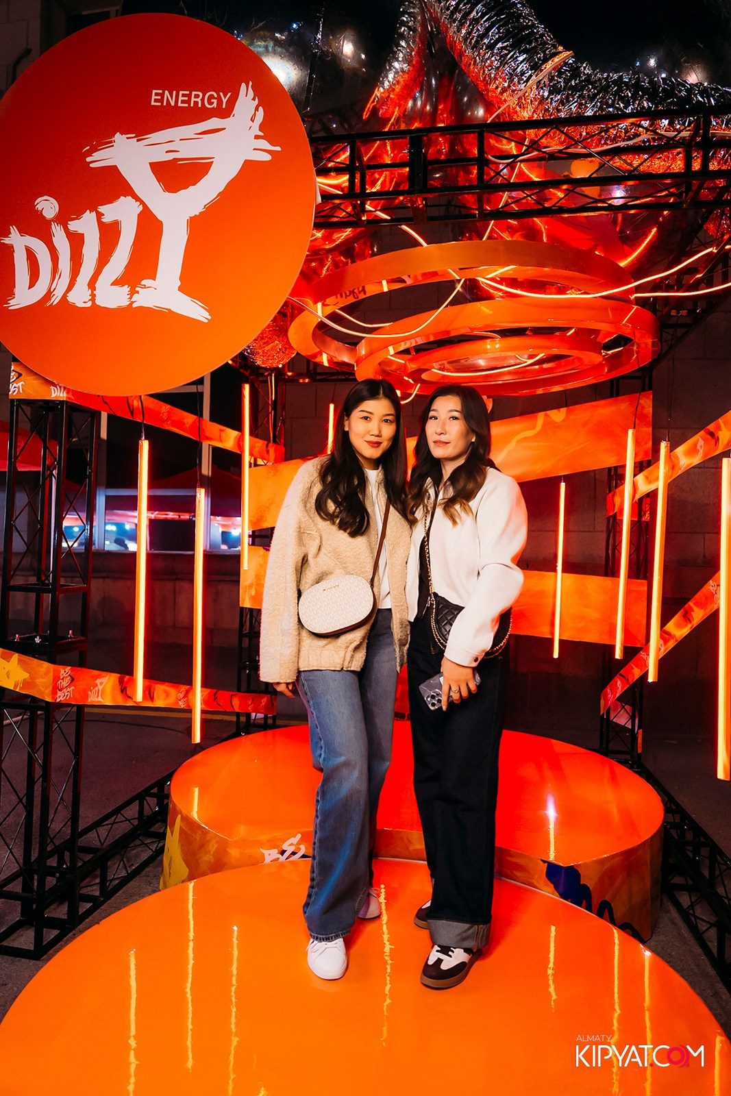 КОНЦЕРТ МИРАСА ЖУГУНУСОВА НА ЦЕНТРАЛЬНОМ СТАДИОНЕ. КИПЯТКОМ АЛМАТЫ!