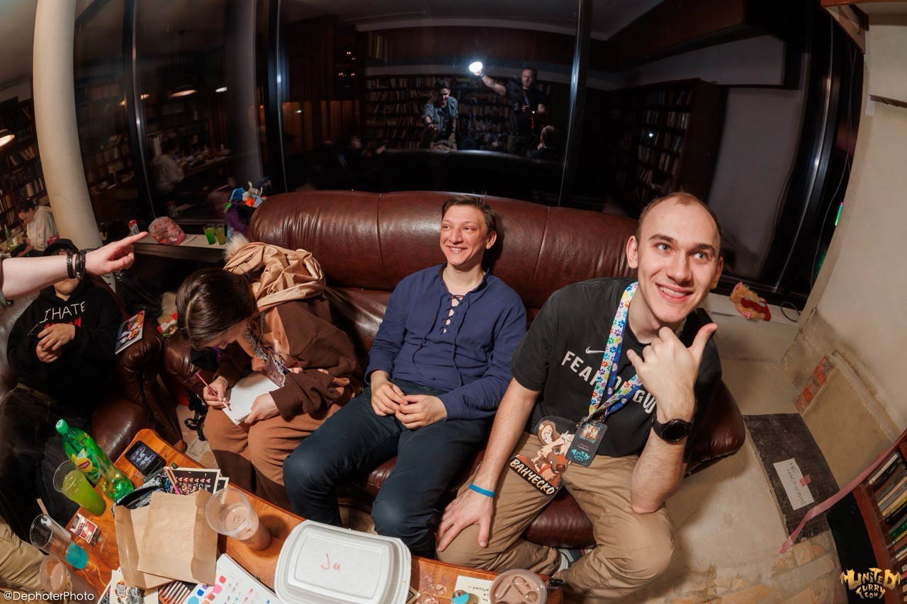United Furry Convention 2026. Различные мероприятия и просто фотографии людей
