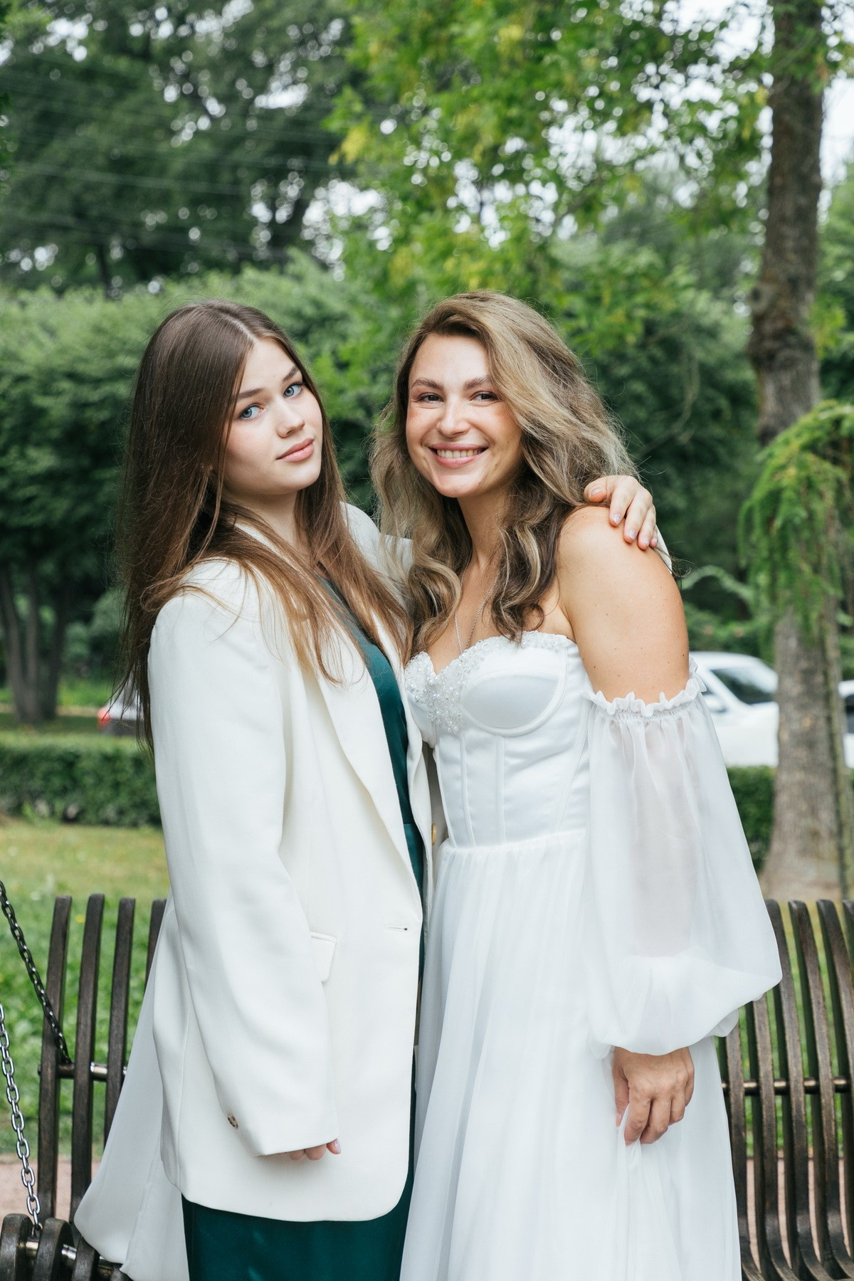 Свадебная регистрация и микропрогулка в Петергофе. Фотограф крещение венчание в Петербурге! Помогает подобрать храм и посоветовал душевного батюшку в СПб