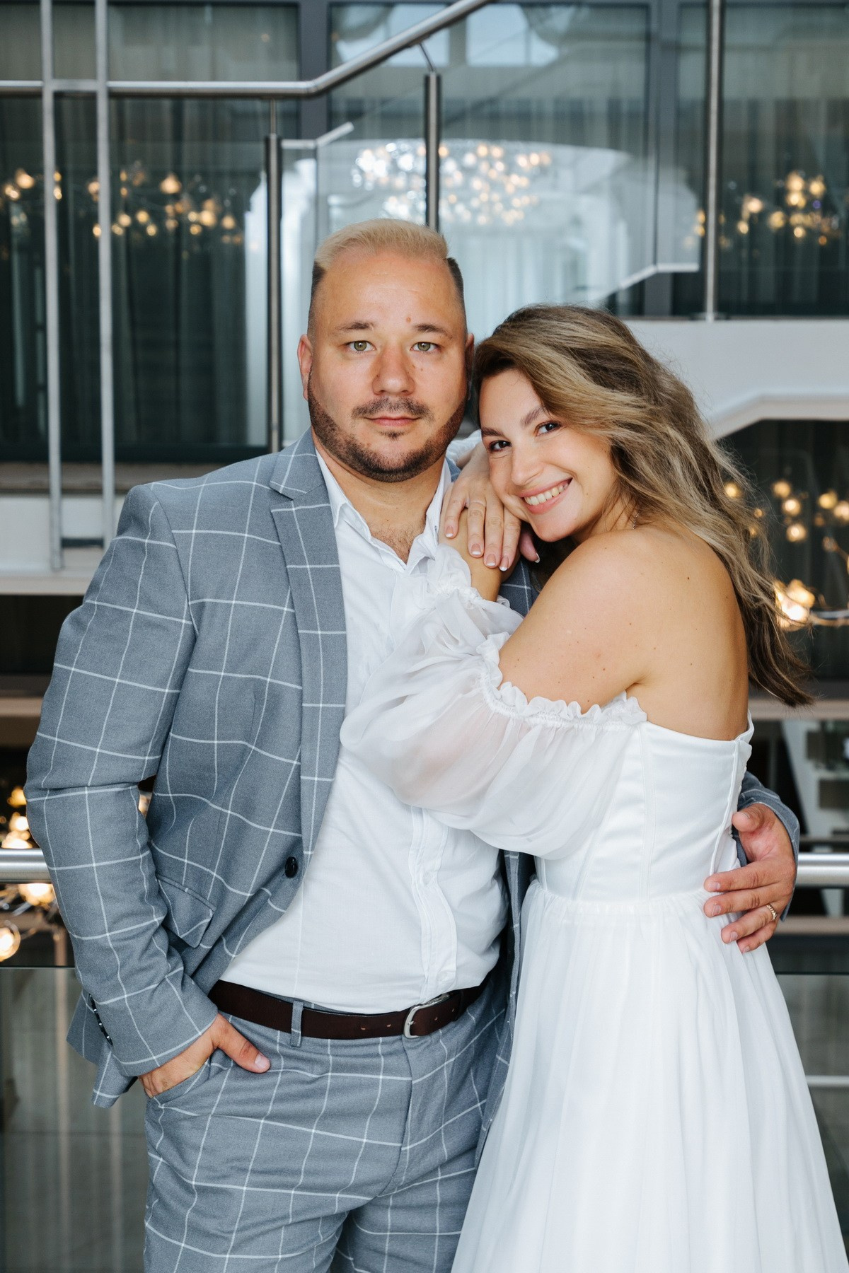 Свадебная регистрация и микропрогулка в Петергофе. Фотограф крещение венчание в Петербурге! Помогает подобрать храм и посоветовал душевного батюшку в СПб