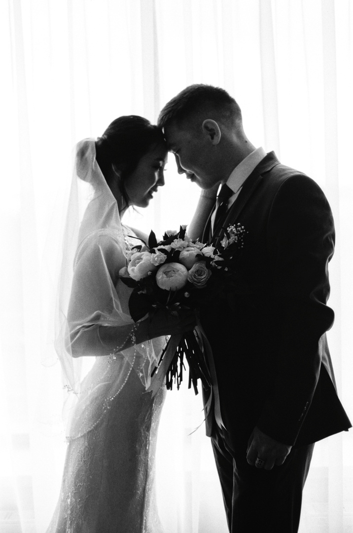 Чингис + Менди (пленка). Фотограф Айдын Седип в Кызыле