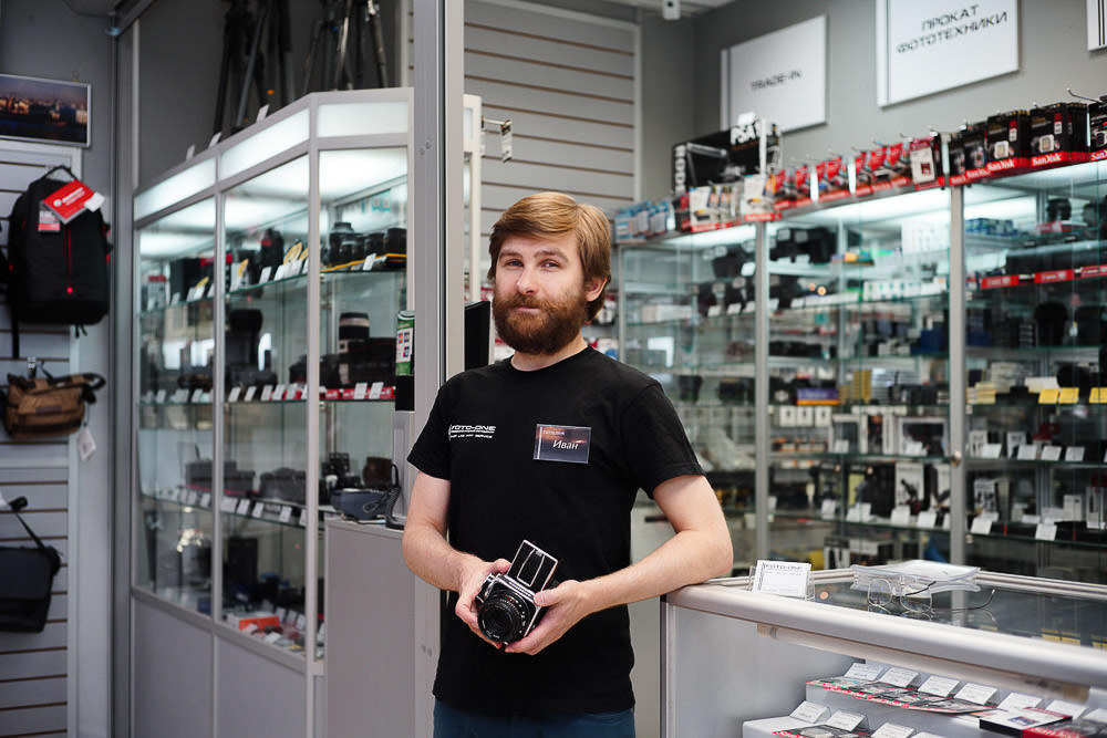 Съёмка для багетной мастерской. Антон Роук—фотография для бизнеса