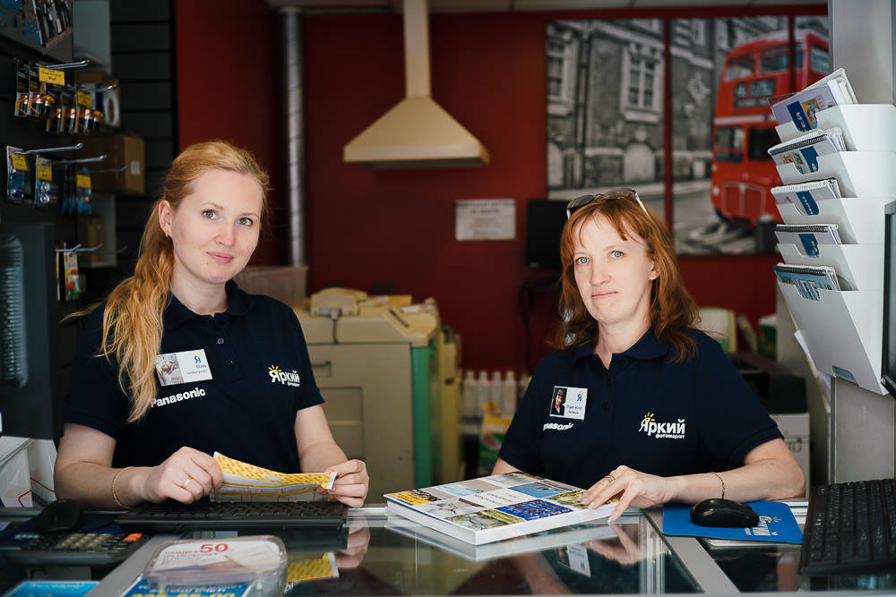 Съёмка для багетной мастерской. Антон Роук—фотография для бизнеса