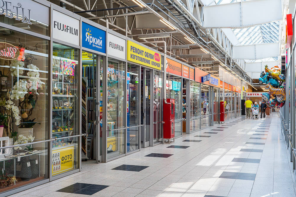 Съёмка для багетной мастерской. Антон Роук—фотография для бизнеса
