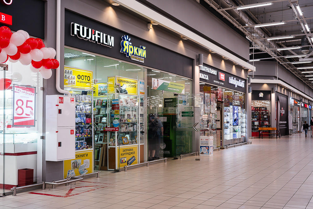 Съёмка для багетной мастерской. Антон Роук—фотография для бизнеса