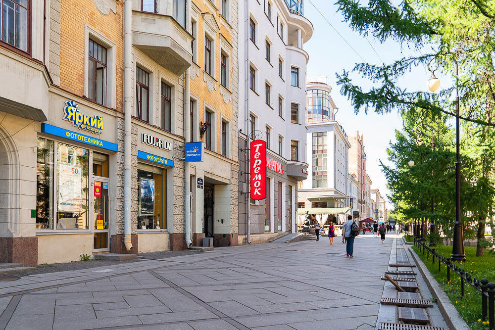 Съёмка для багетной мастерской. Антон Роук—фотография для бизнеса