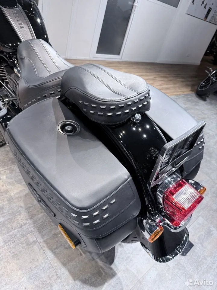 Купить Harley-Davidson 2019 HD Heritage NEW (Softail/Dyna) — подробнее на сайте. Hello Davidson, Москва. Только хорошие мотоциклы…