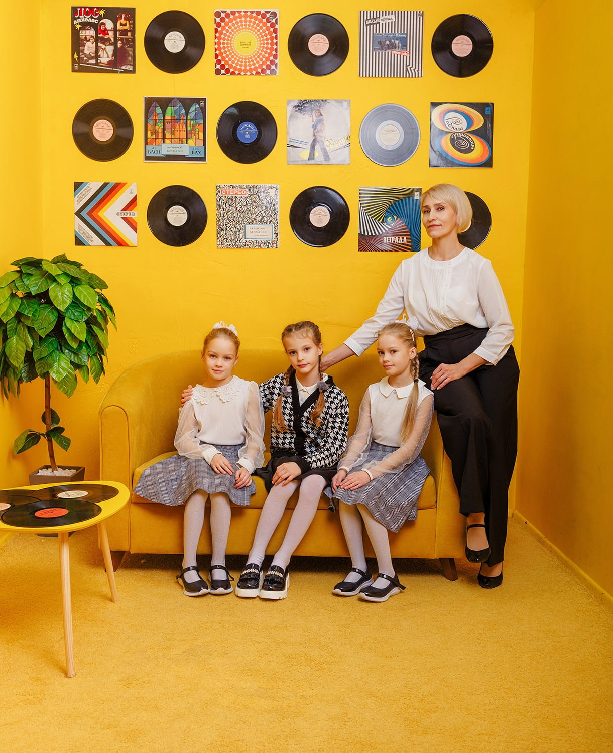 Студийная фотосессия для небольшого класса. СИГМА | Студия выпускных альбомов Красноярск