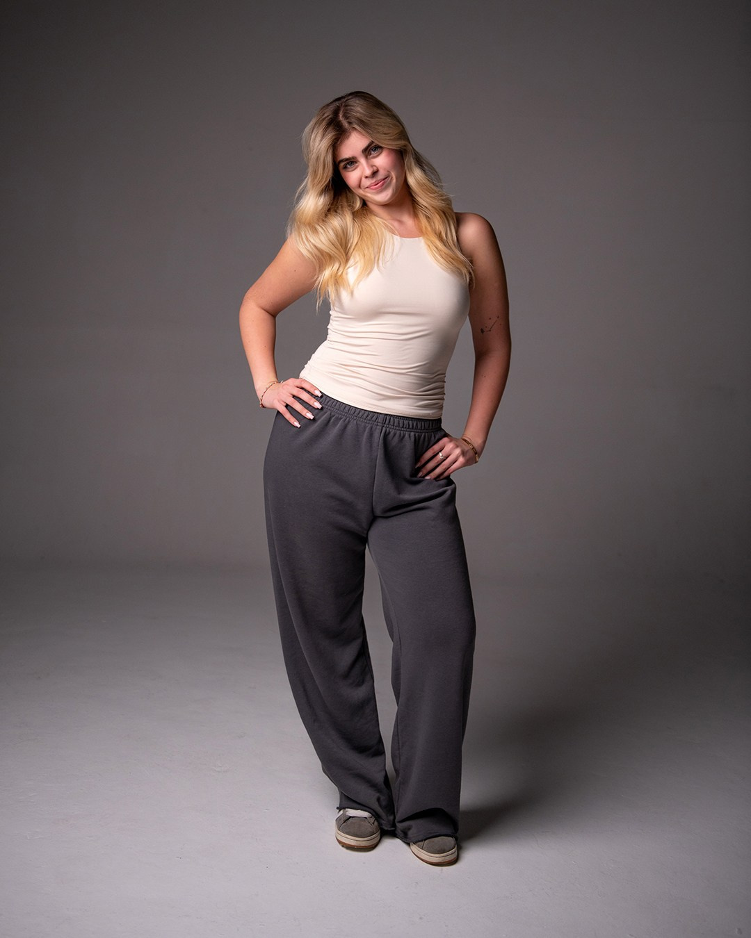 Модельное портфолио в Москве и СПБ. Портретный фотограф в Москве и Санкт-Петербурге