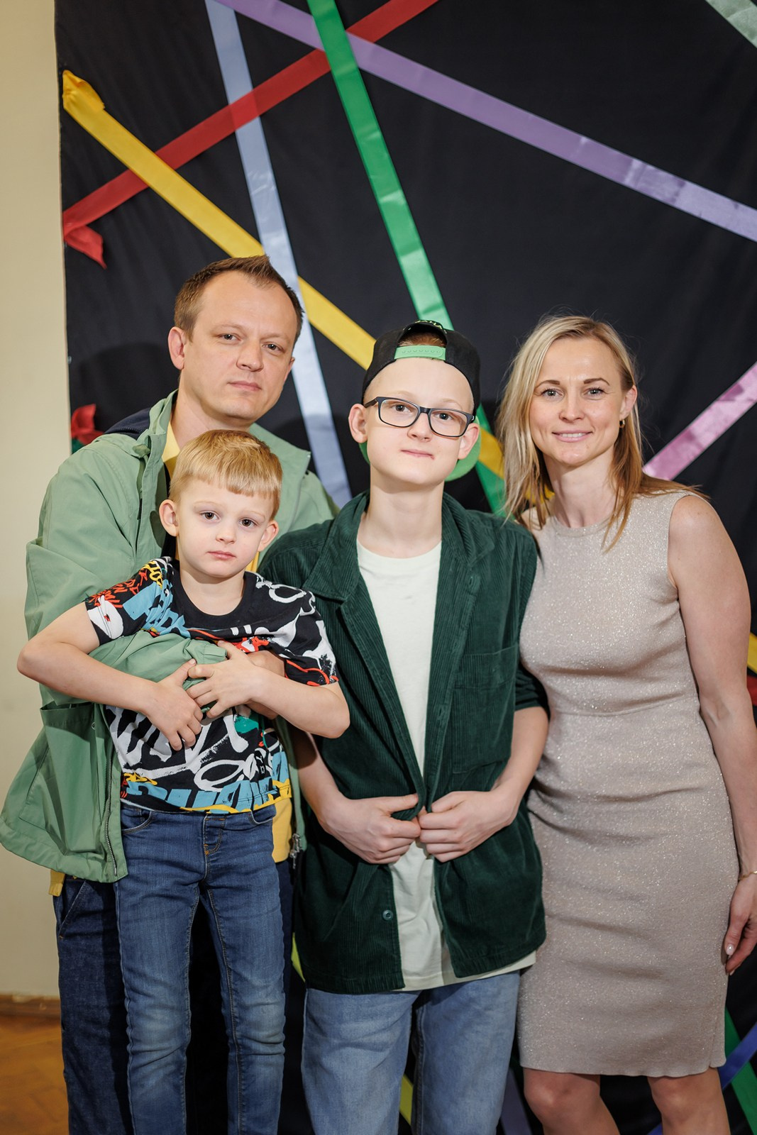 Профессиональная фотосессия в школе на выпускном. Свадебный и репортажный фотограф в Москве и Московской области