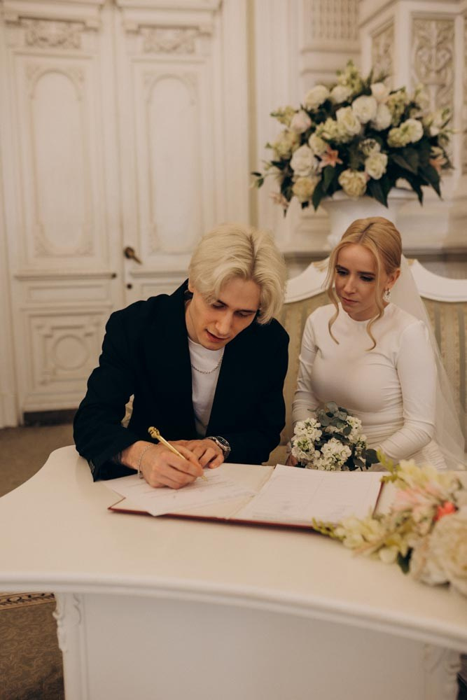 Саша и Вика | Дворец бракосочетания 1. Свадебный и love story фотограф в Санкт-Петербурге