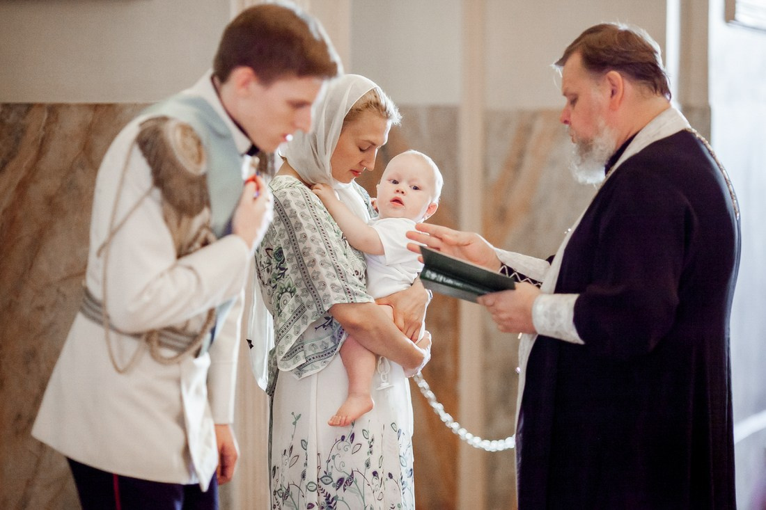 Крестины Михаила. Репортажный фотограф Борис Геер