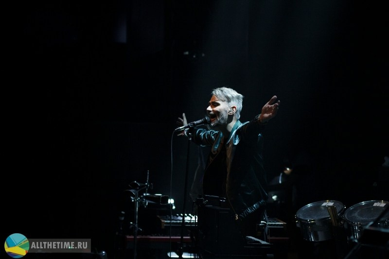 Tesla Boy. Магия музыки в кадре: Концертная Фотография