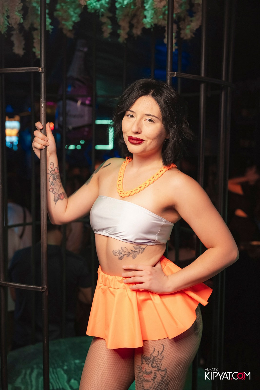 UYAT EMES BAR. КИПЯТКОМ АЛМАТЫ!