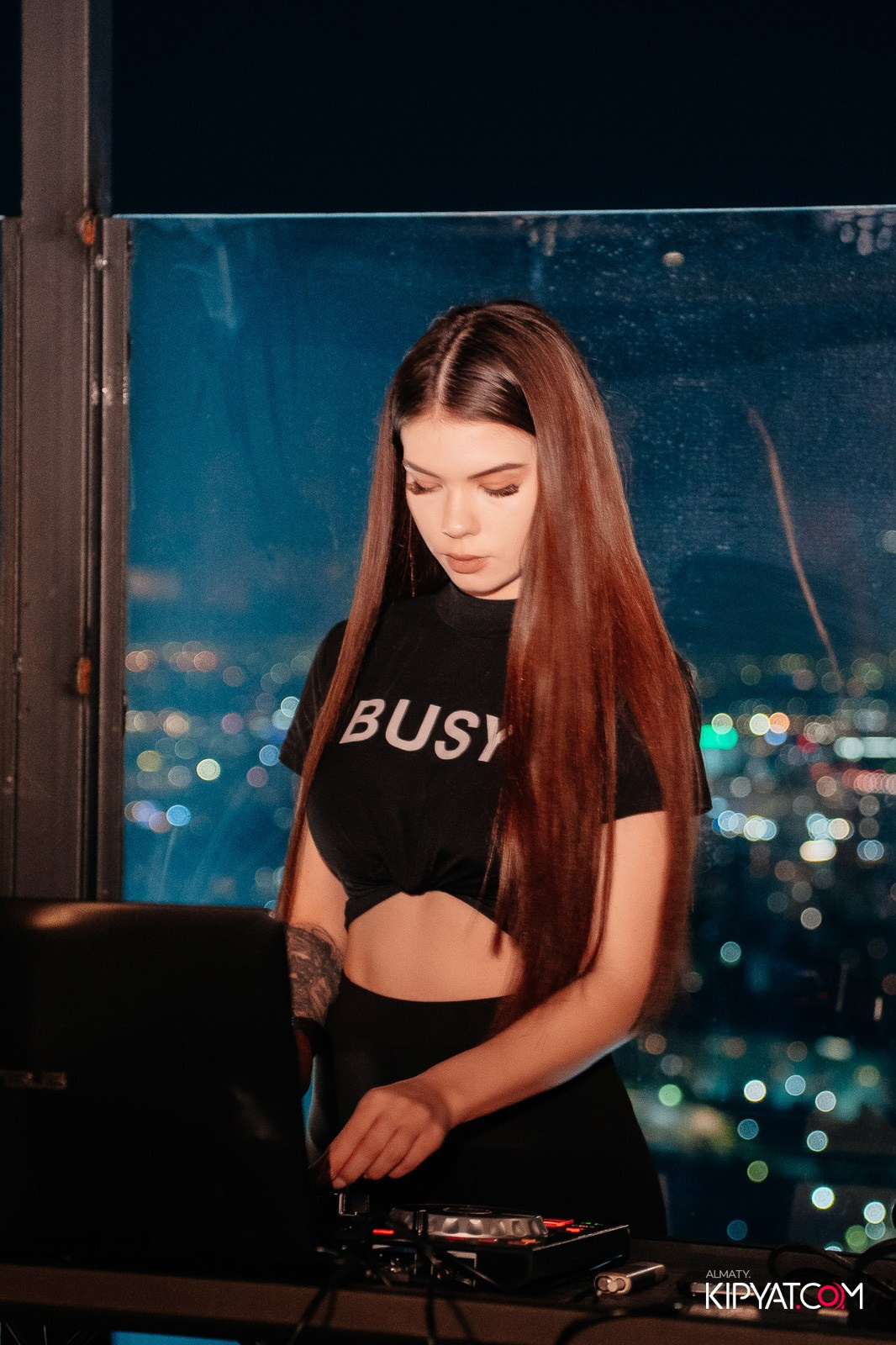 SUNQAR DJ ANNDI. КИПЯТКОМ АЛМАТЫ!