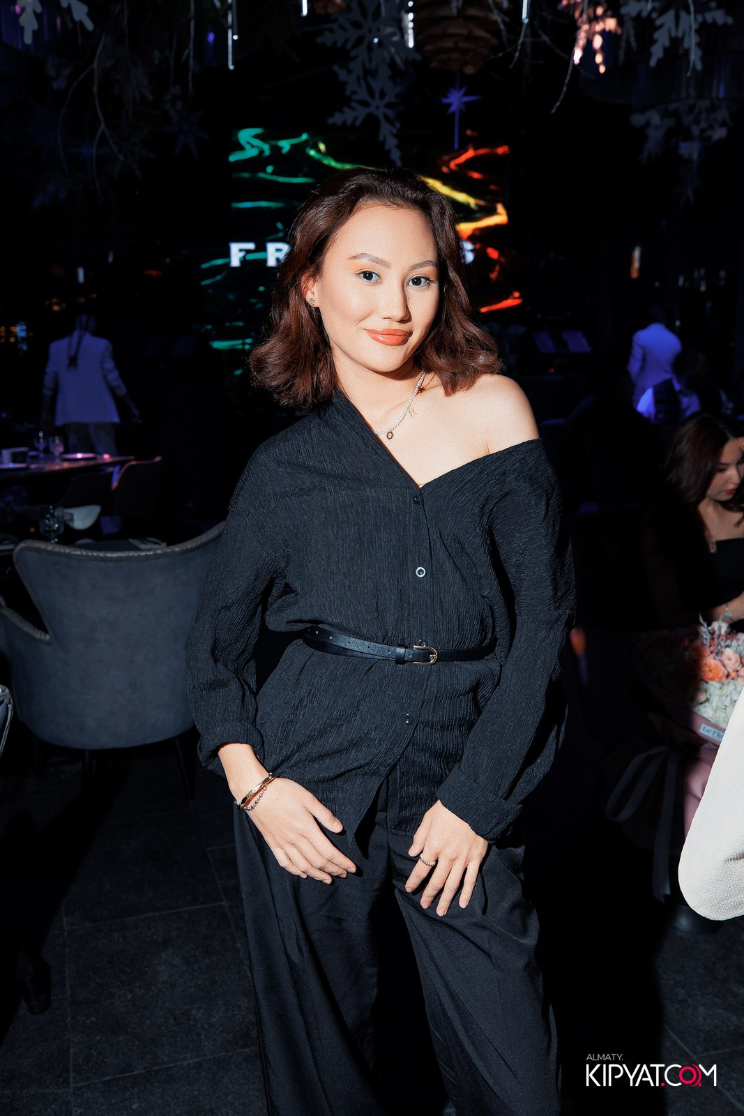 FRIENDS BAR & TERRACE. КИПЯТКОМ АЛМАТЫ!