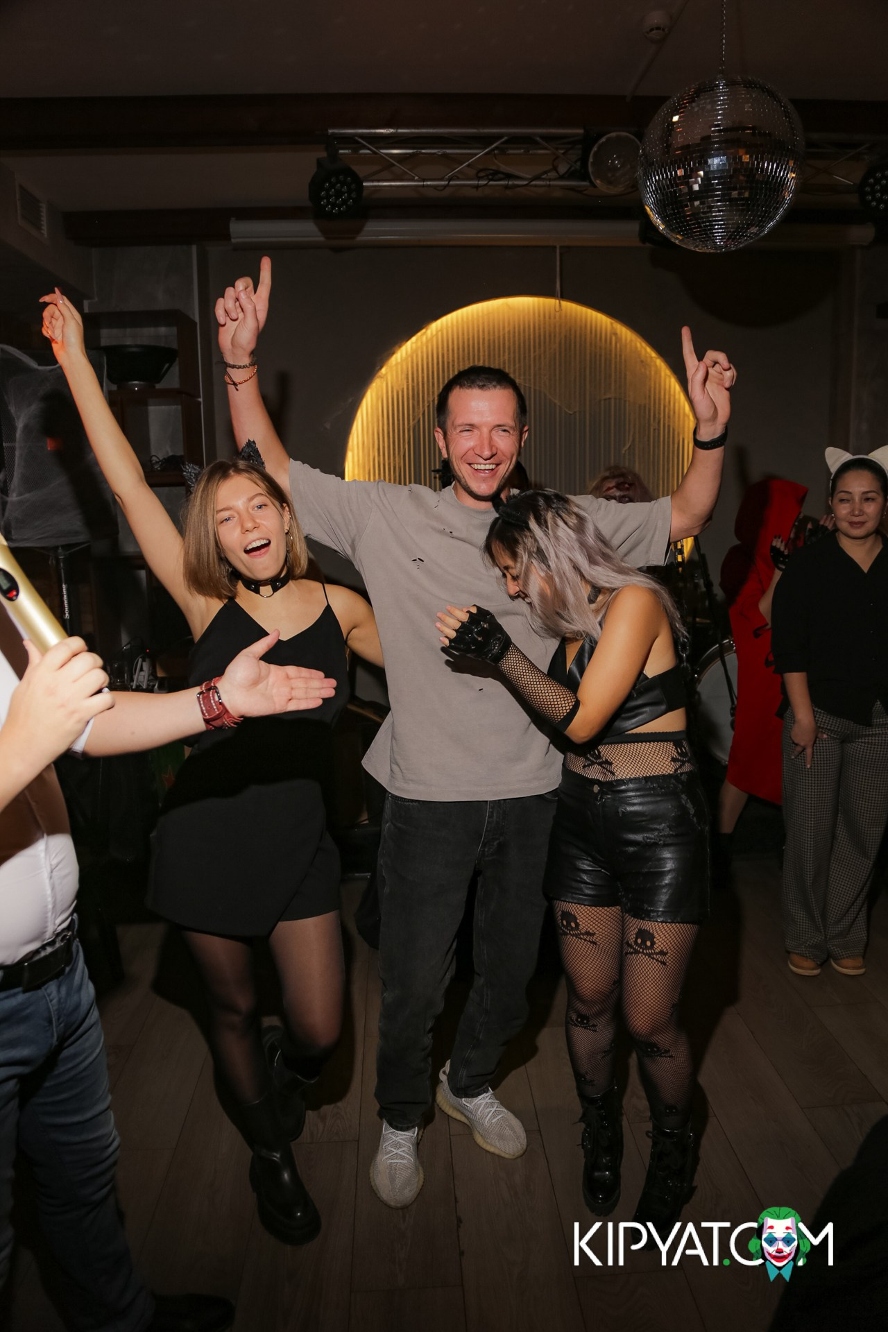 ПИНТА НА ГОГОЛЯ. КИПЯТКОМ АЛМАТЫ!