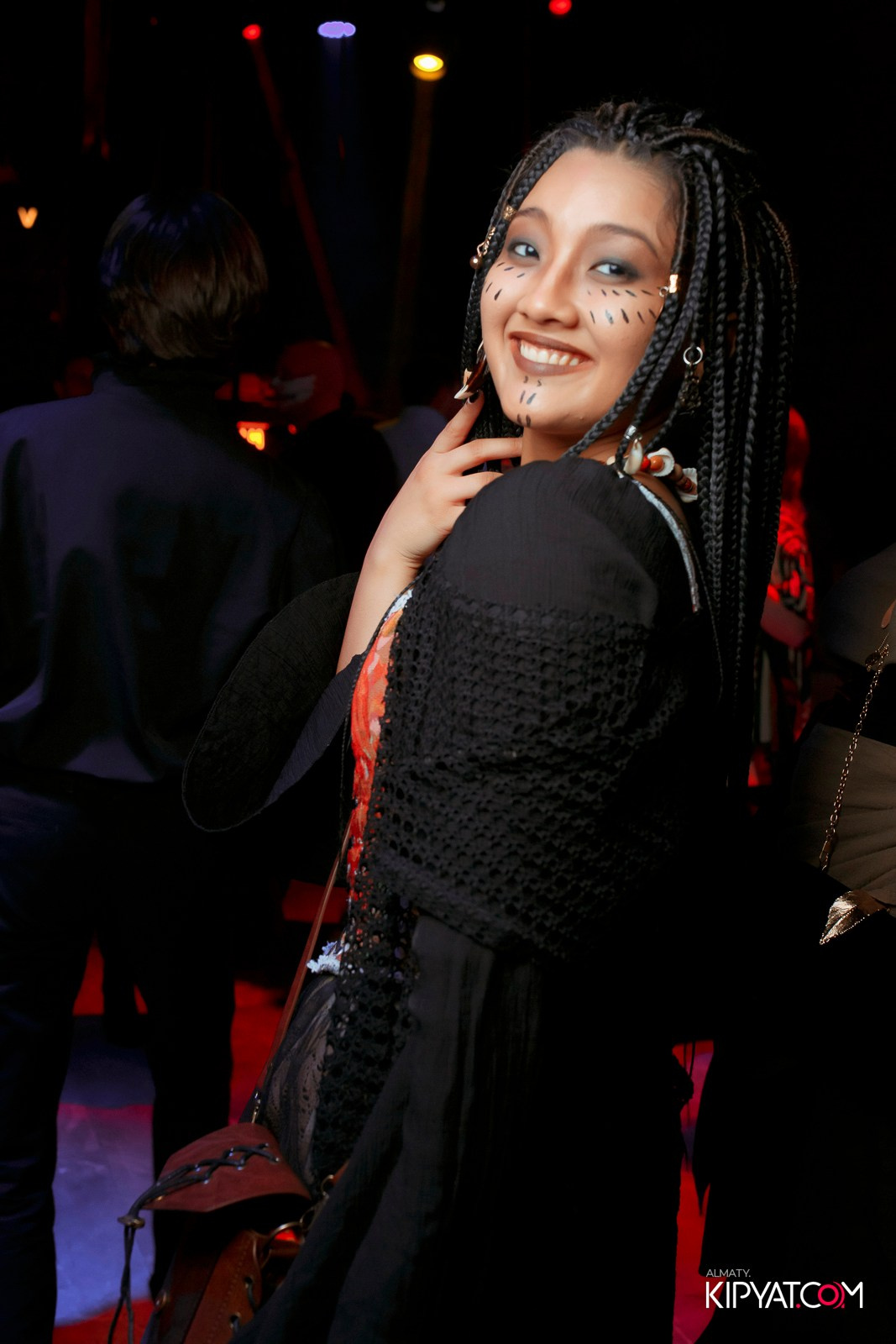 БАЛ НЕЧИСТИ В HIT RETRO. КИПЯТКОМ АЛМАТЫ!