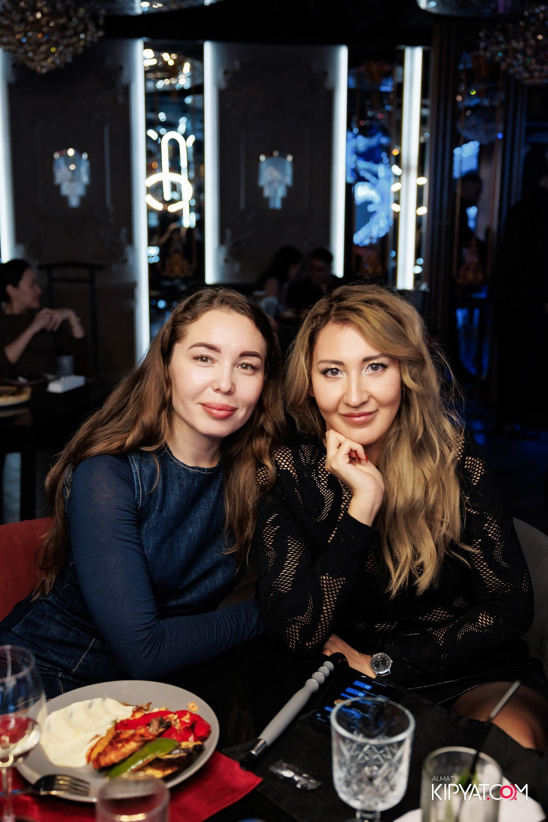 ЗАЯ, НА БИС. КИПЯТКОМ АЛМАТЫ!