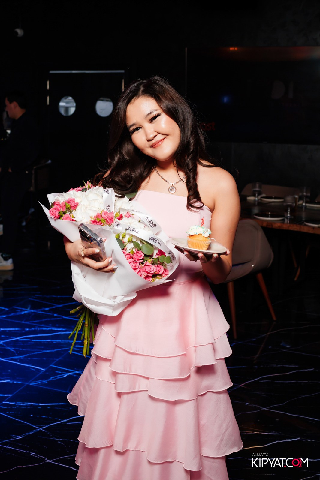 MOOD KARAOKE & TERRACE. КИПЯТКОМ АЛМАТЫ!