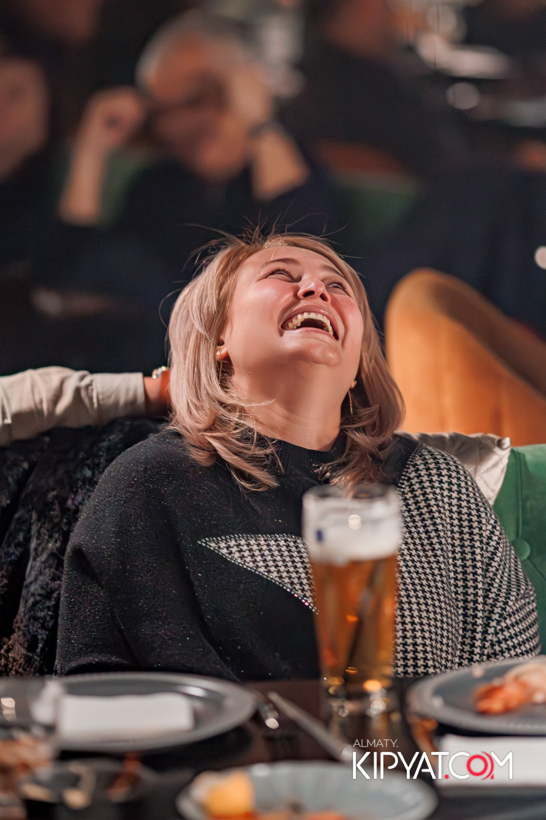 STAND UP КОНЦЕРТ АЛЕКСАНДРА МЕРКУЛЬ. КИПЯТКОМ АЛМАТЫ!