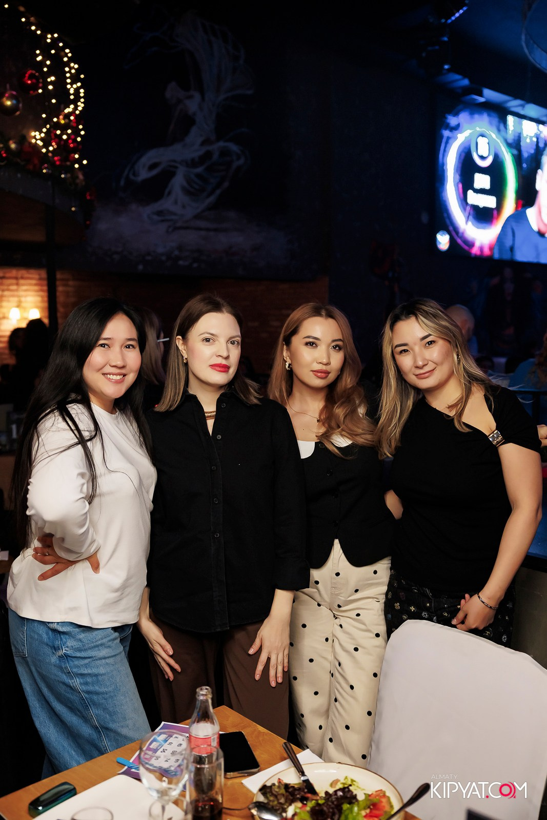 МУЗЫКАЛЬНОЕ ЛОТО В HIT RETRO. КИПЯТКОМ АЛМАТЫ! Фотосъемка мероприятий в Алматы