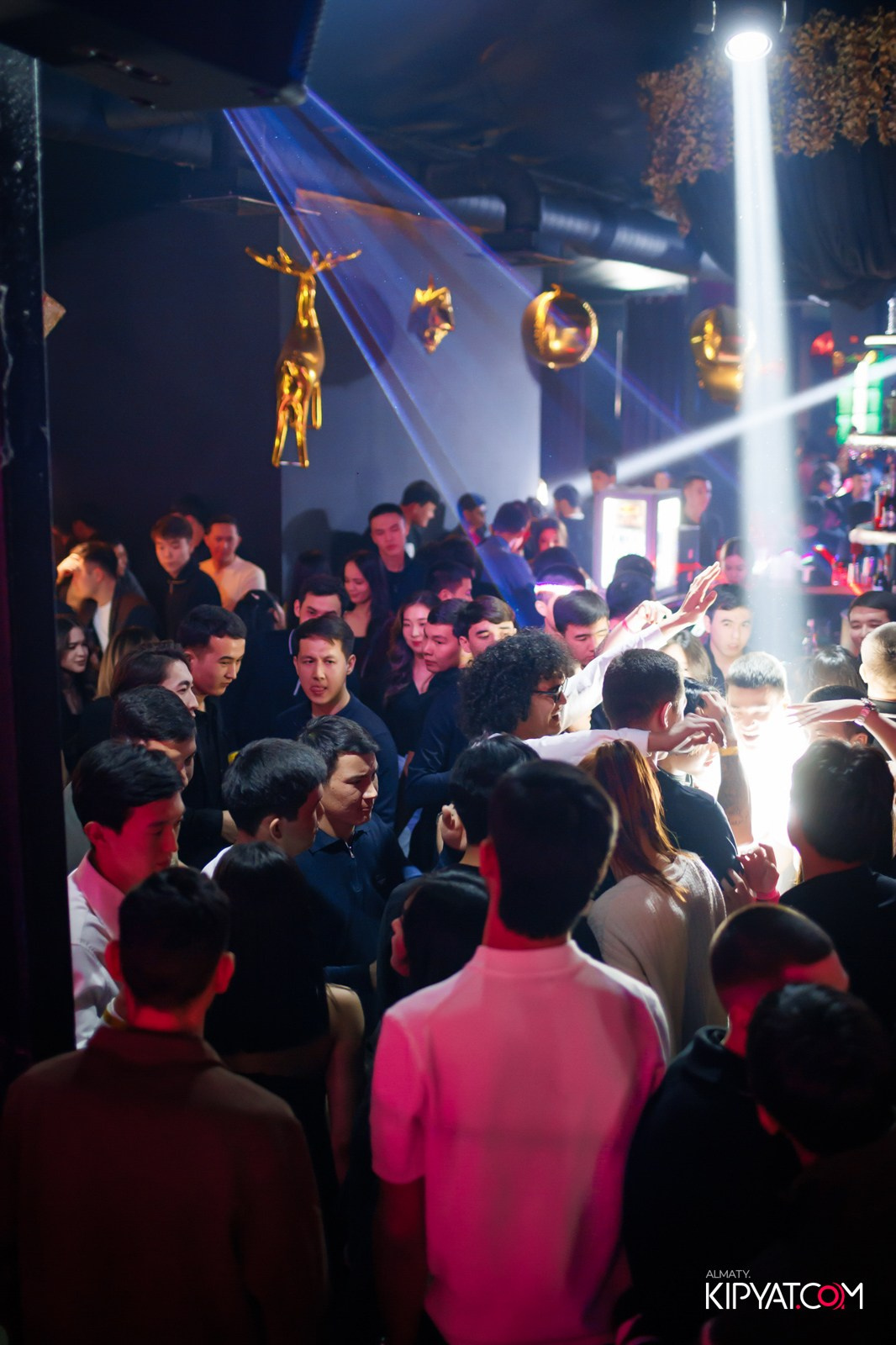 UYAT EMES BAR. КИПЯТКОМ АЛМАТЫ!